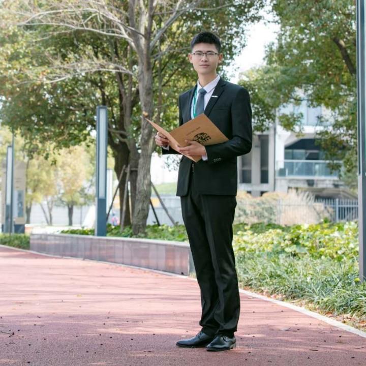 黄志龙