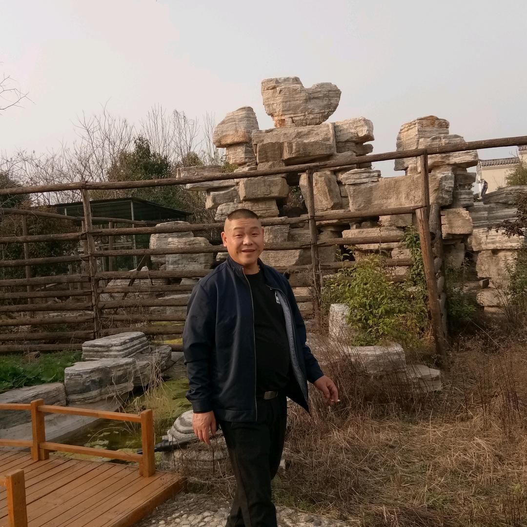 上席特色地锅炒鸡