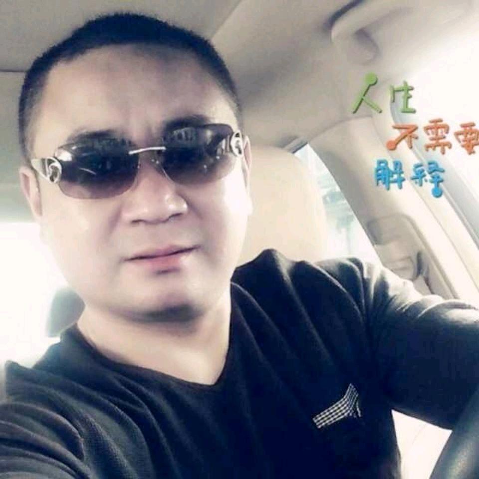 ★浪尖上的鹰★