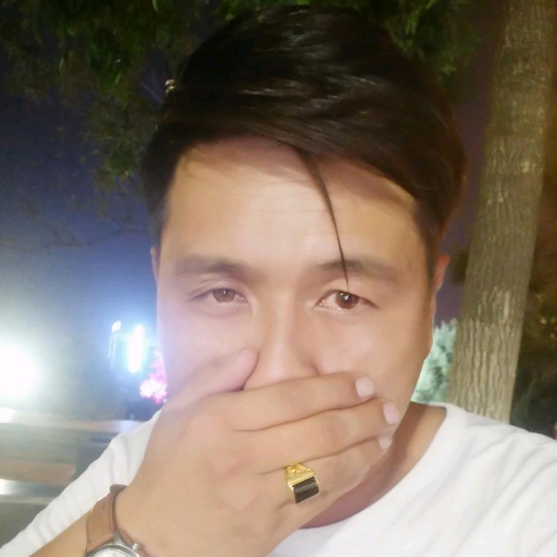 王磊