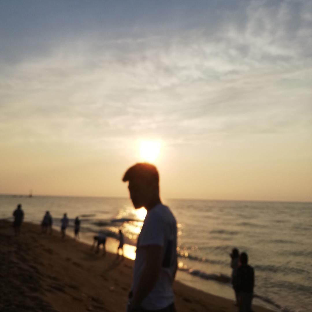 Gong作忙