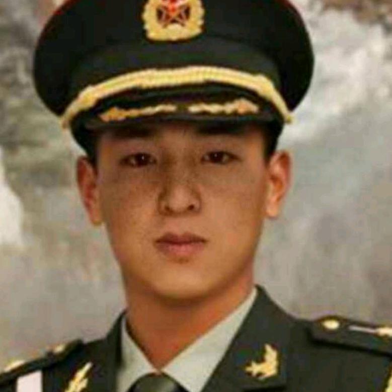 难何衬