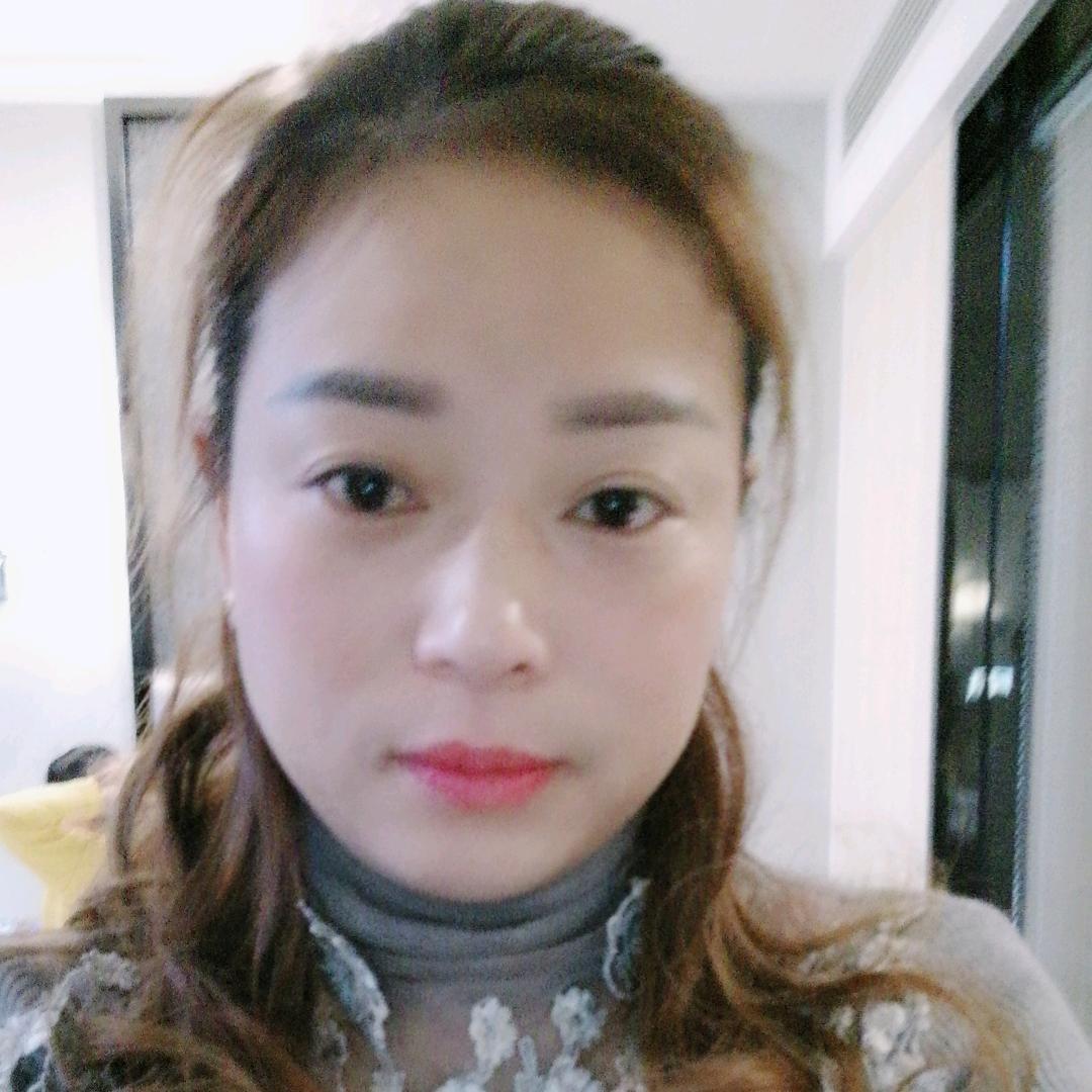 七色彩虹婚纱礼服 外发订珠