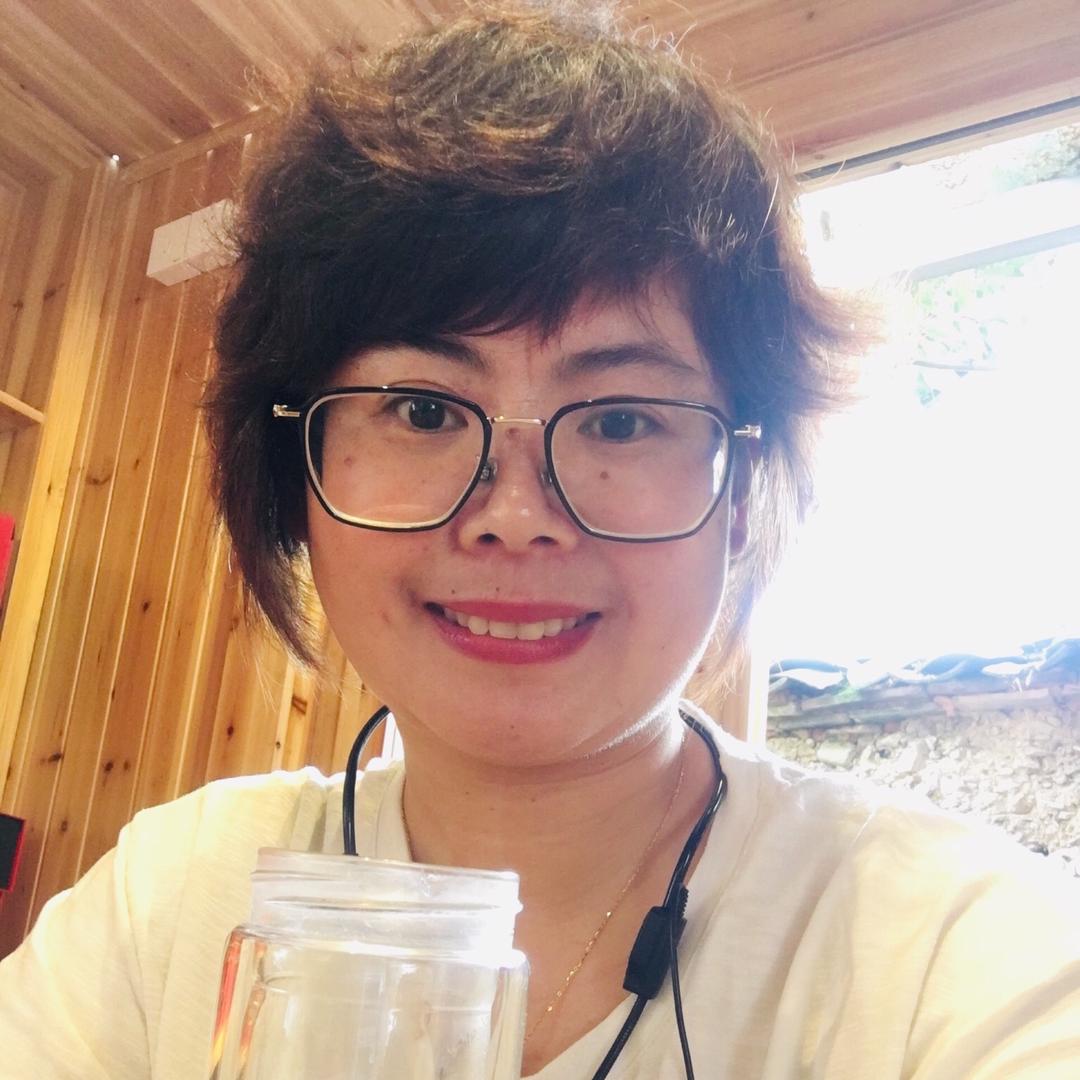 宏村青姐