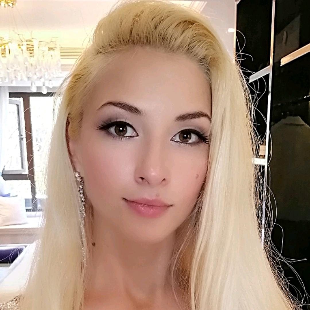 乌克兰的小Ann
