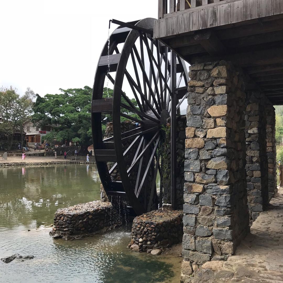 天青色等烟雨、