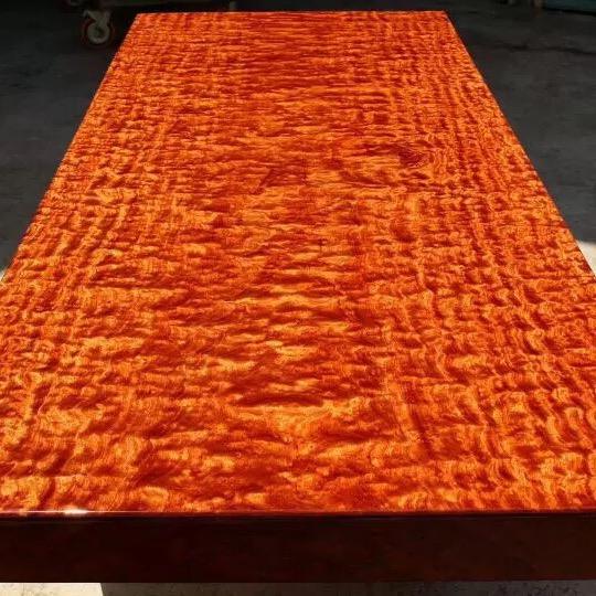 收起略微傲慢的眼神 莫裝逼😡😡