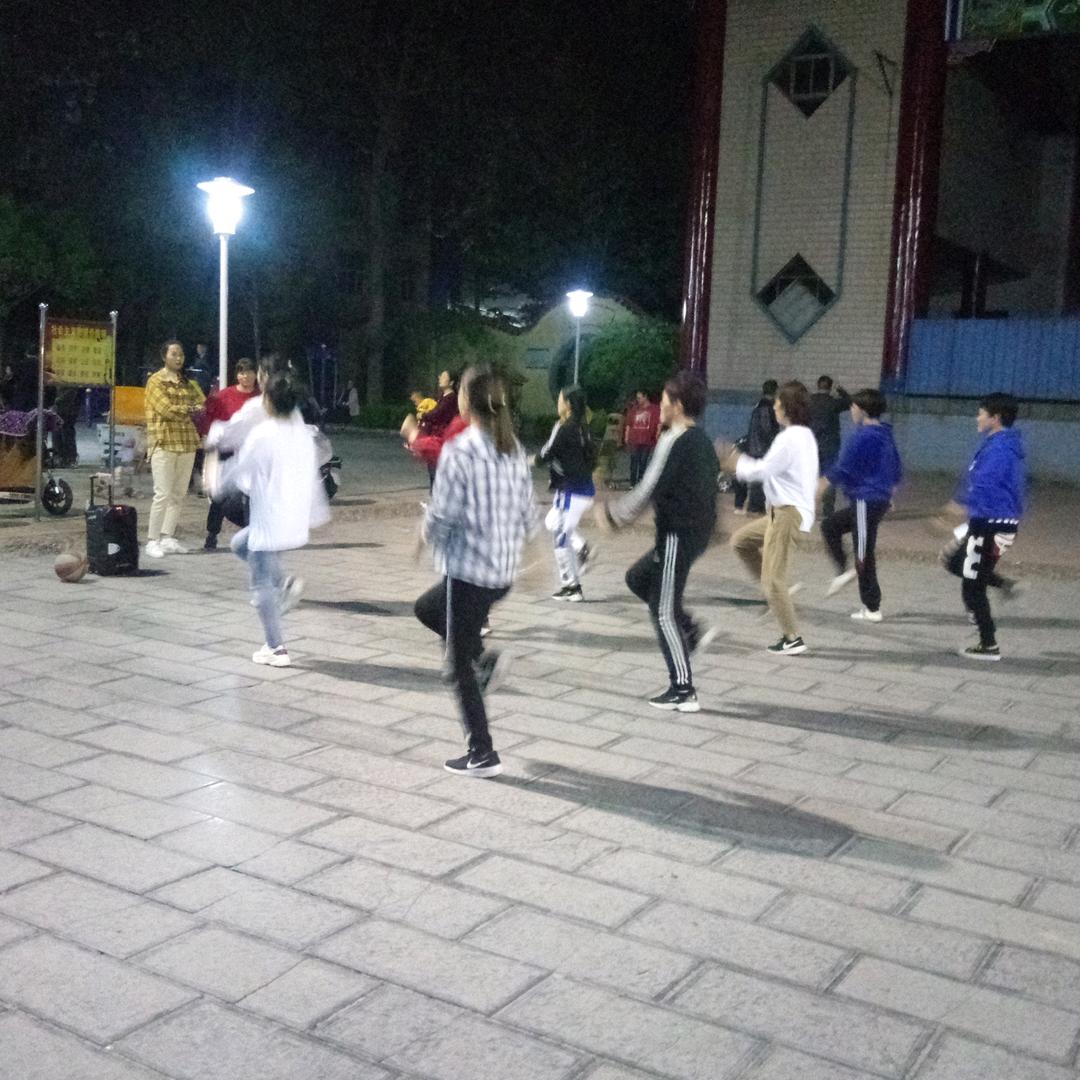 (๑•ั็ω•็ั๑)贺气生财