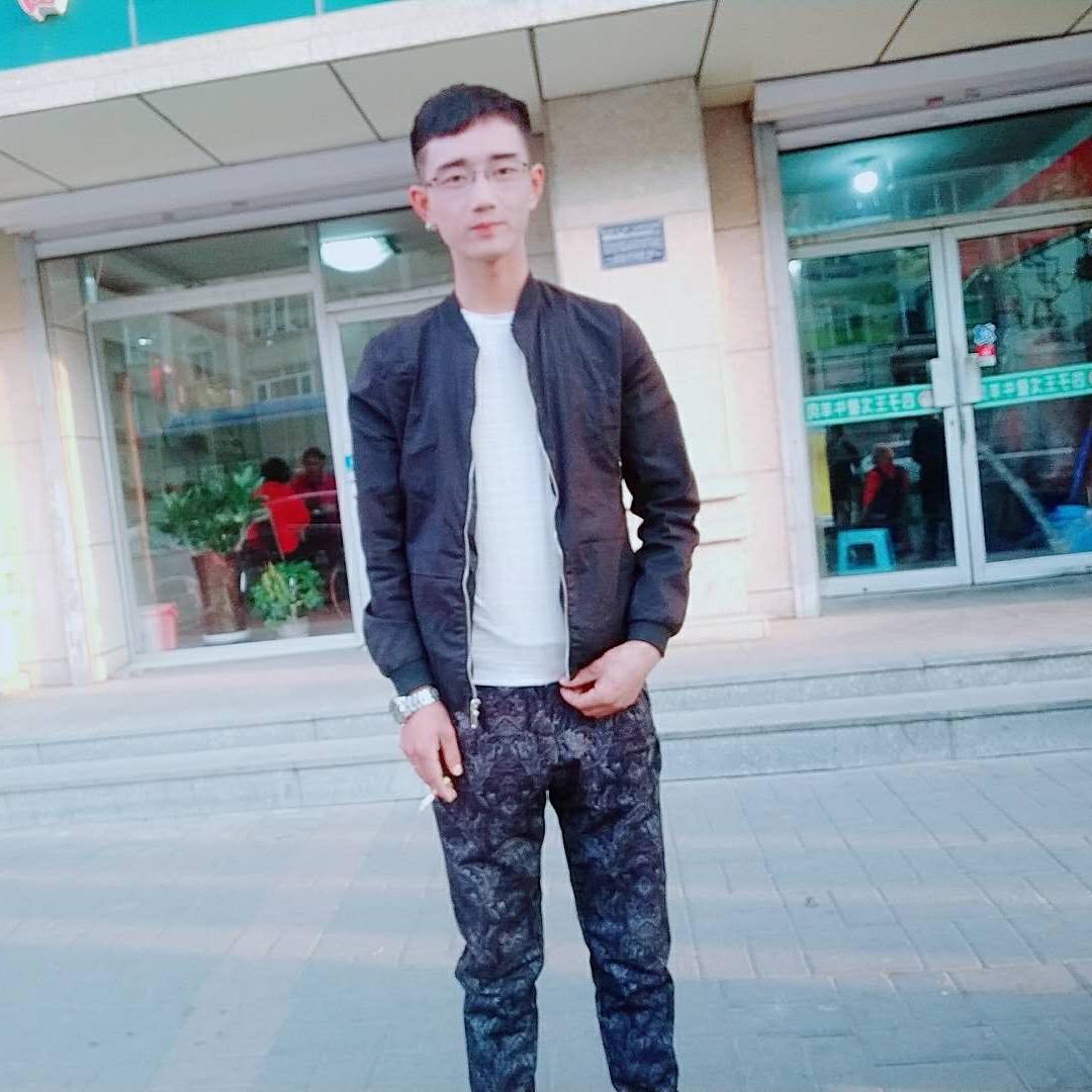 💋💋༺AA.龙哥༻