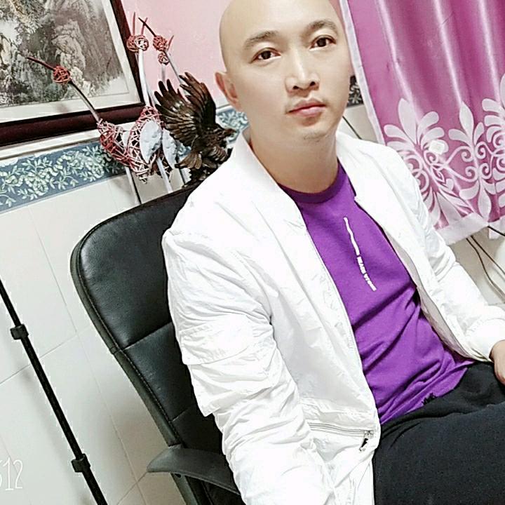 疯狂的铁锤。