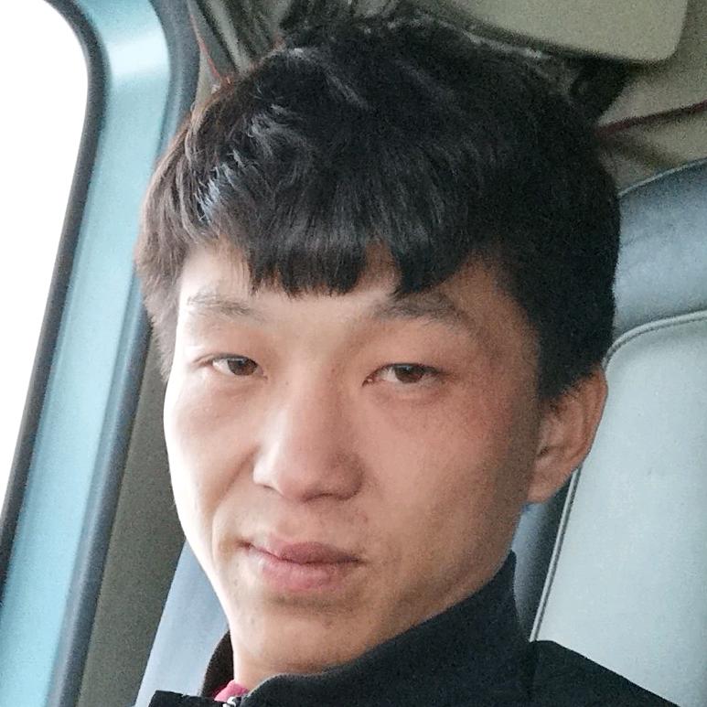 小伙阿良