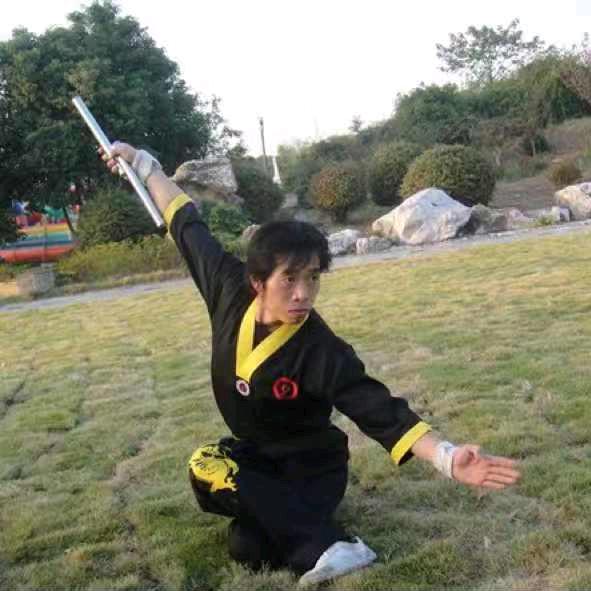 龙行天下