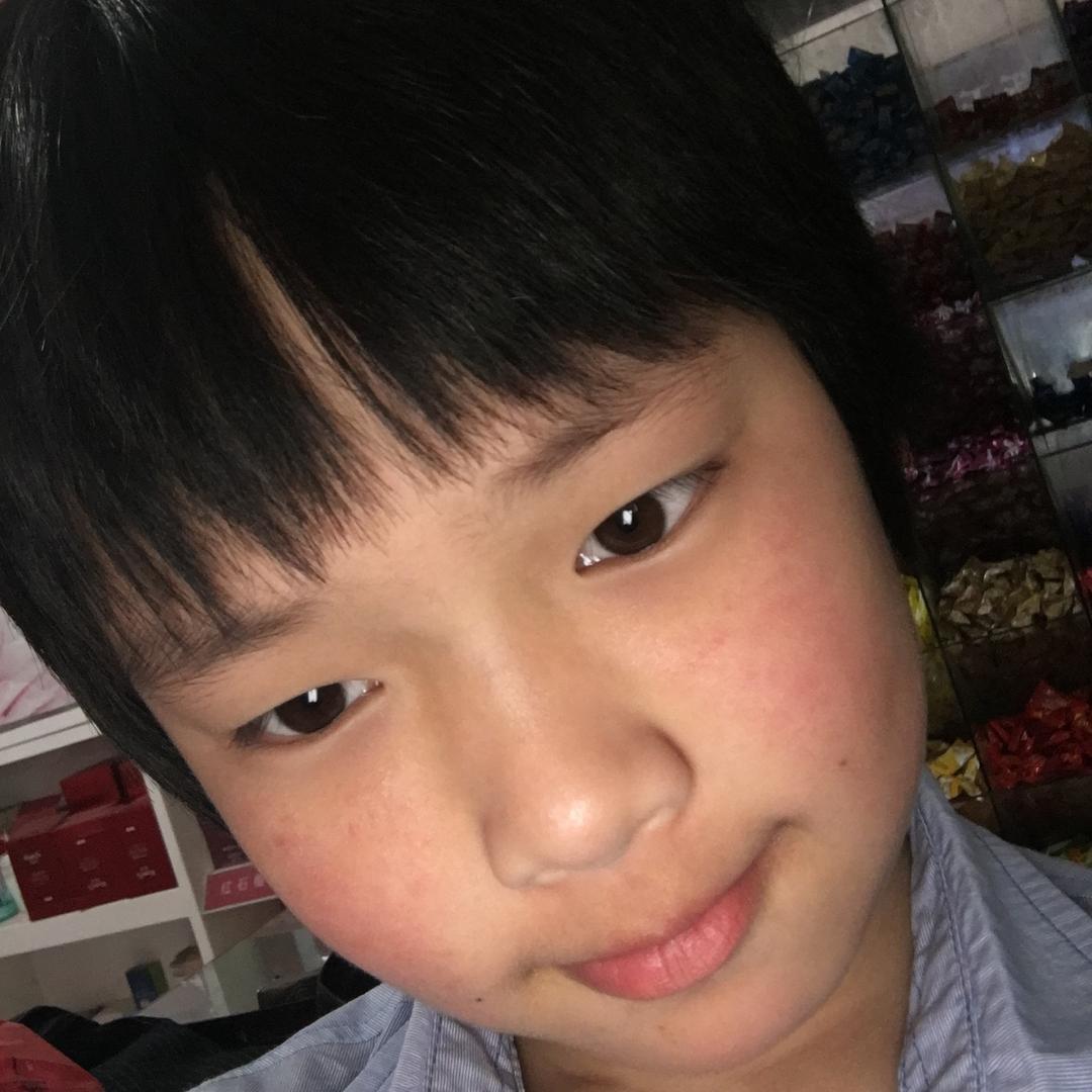 岔庙华龙超市，自己做的鸡糕，捆蹄，