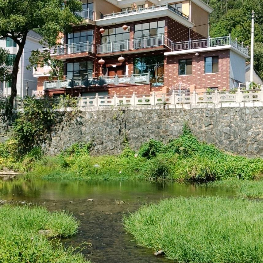 永远幸福快乐的人