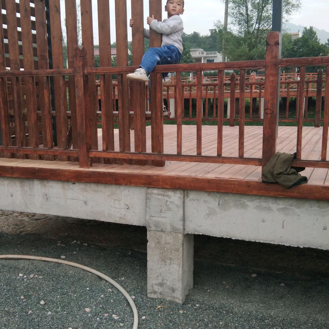 潘西迎