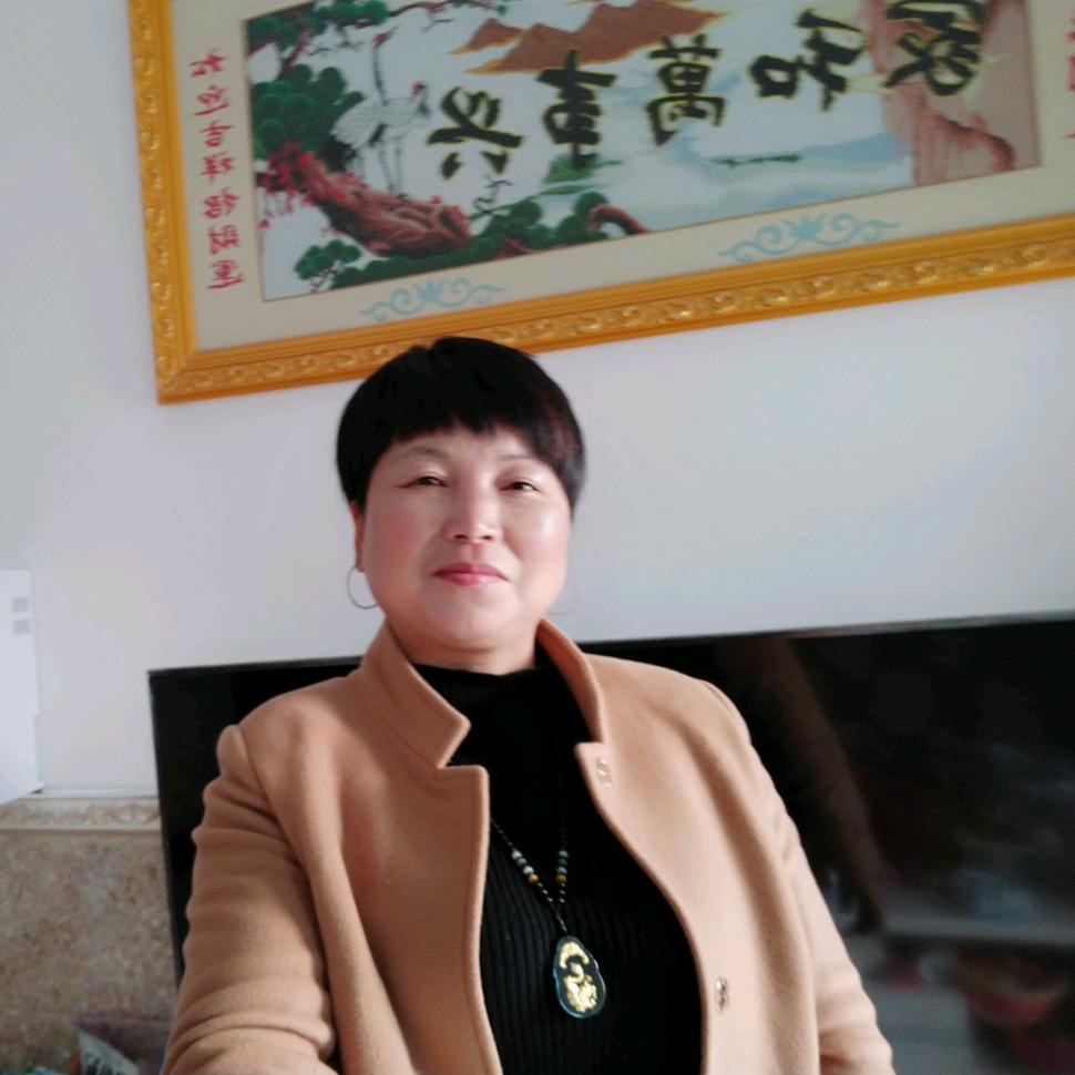 农村种水果的，罗姐