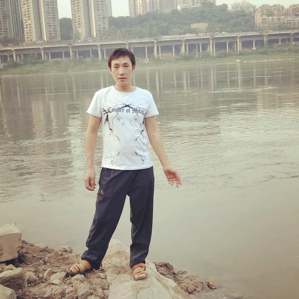 请问爱情是什么,??