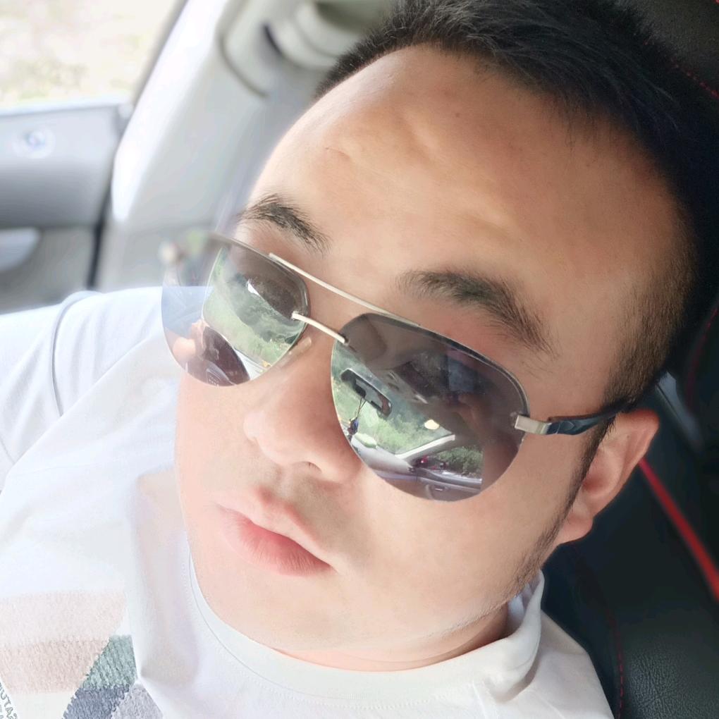 张楠