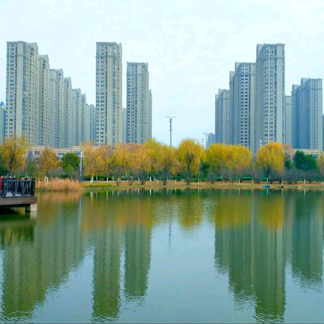 在水一方