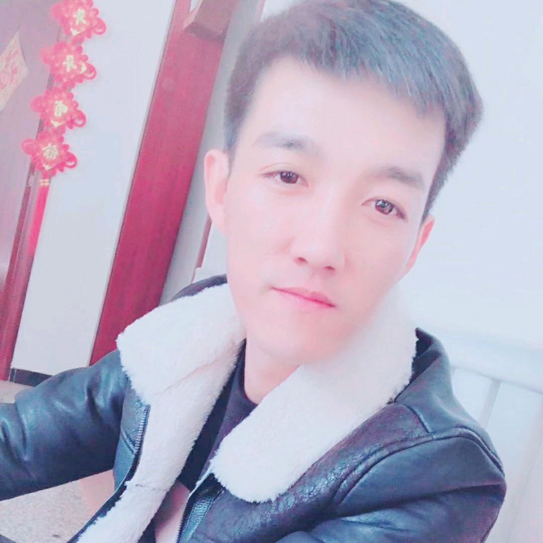 o>_<o~ 星