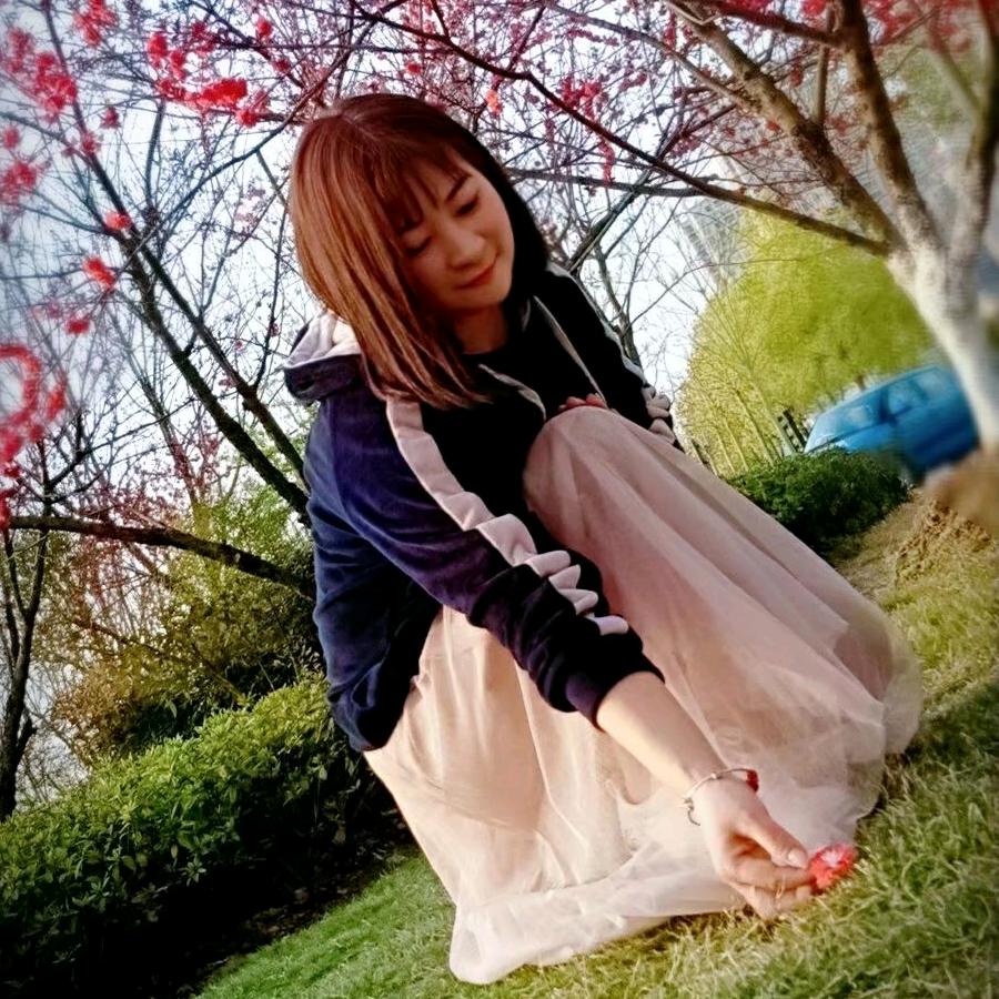 清茶🌸(是张老师吖💕)