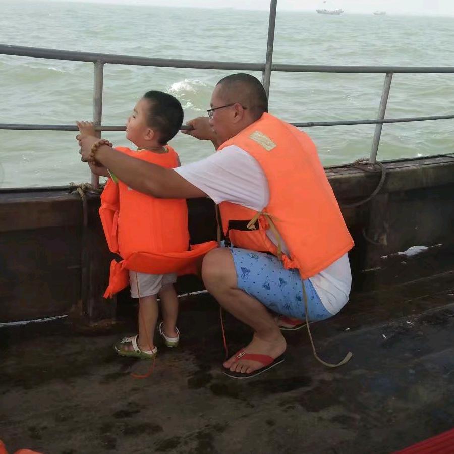 卖大屏的老兵