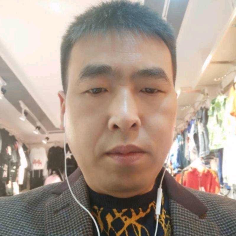 简廷伟