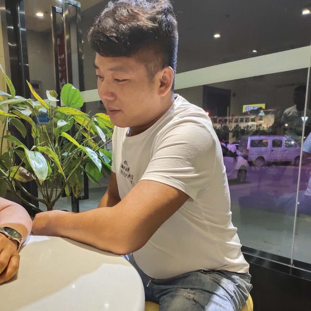 人不狠站不稳_
