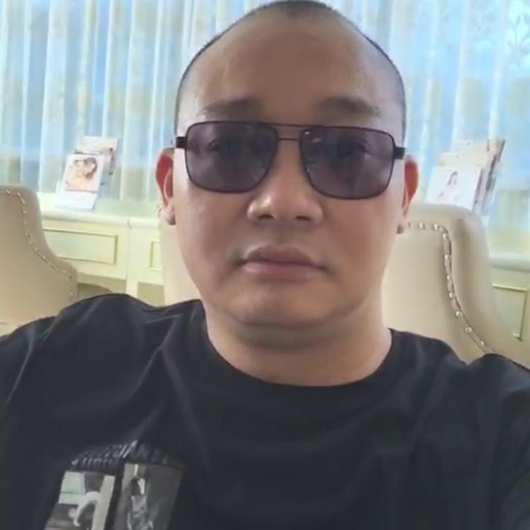 张勇