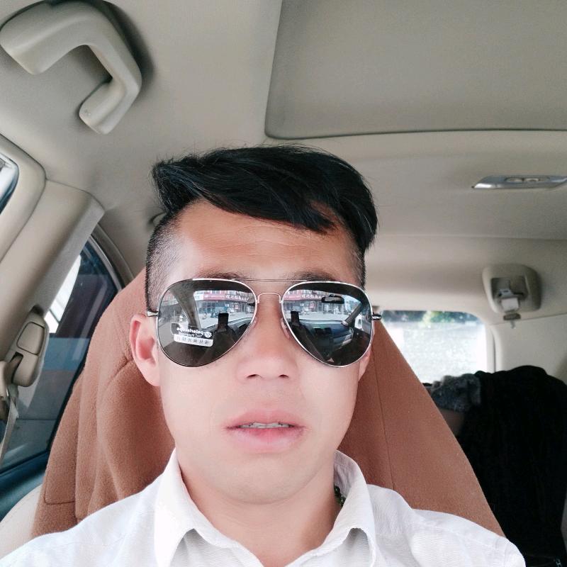 初吻💋给了烟🚬