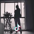 @Lik=͟͟͞͞( 'ヮ' 三 'ヮ&