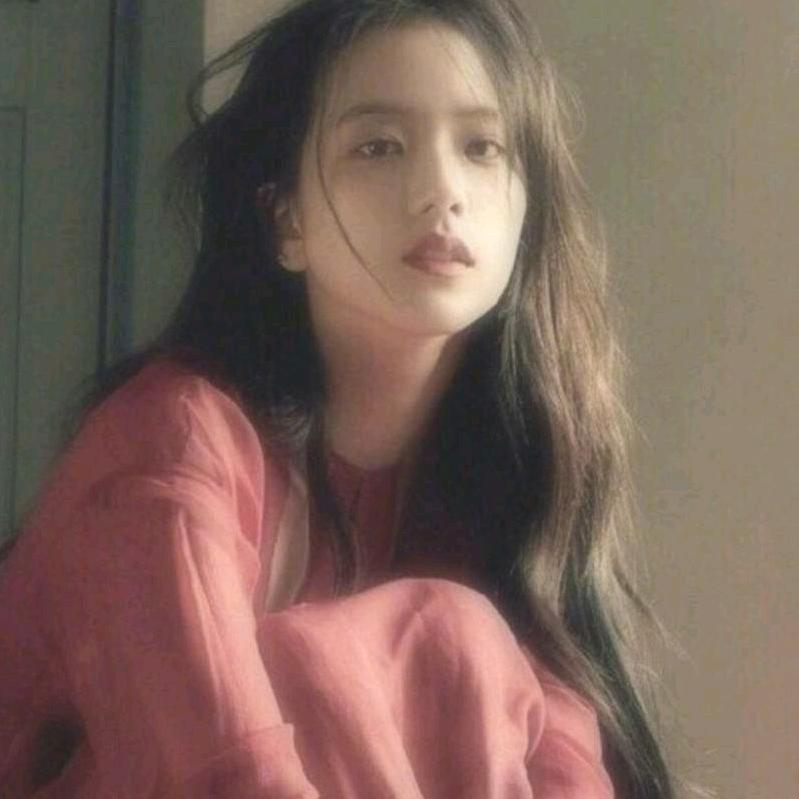 阳光明媚女子的团团👉️
