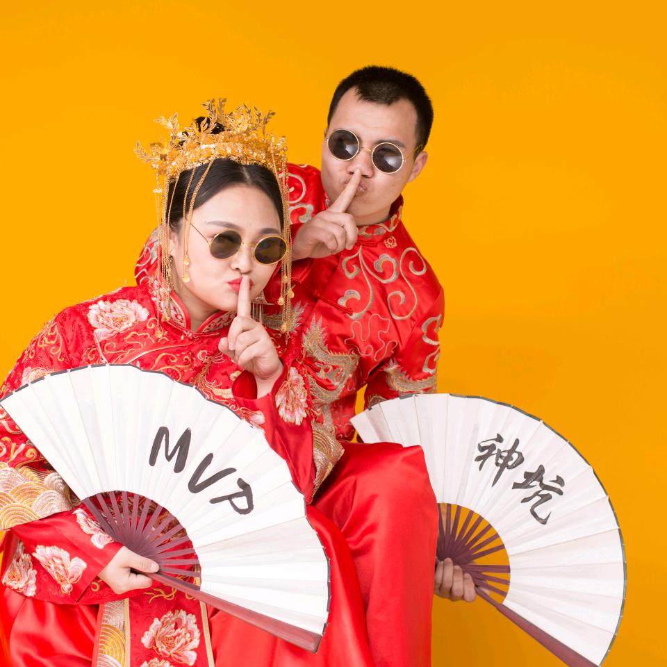 大鹏展翅为了幸福生活