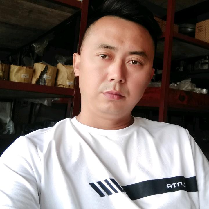 贵阳推土机配件宋辉