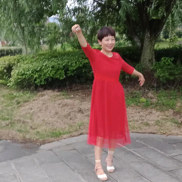 胡秀英