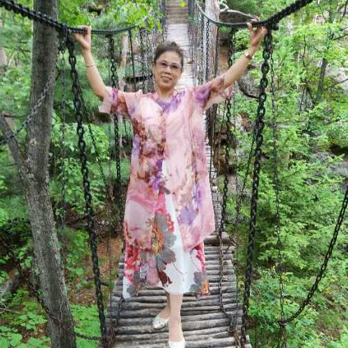 香水百合（有赞必回）