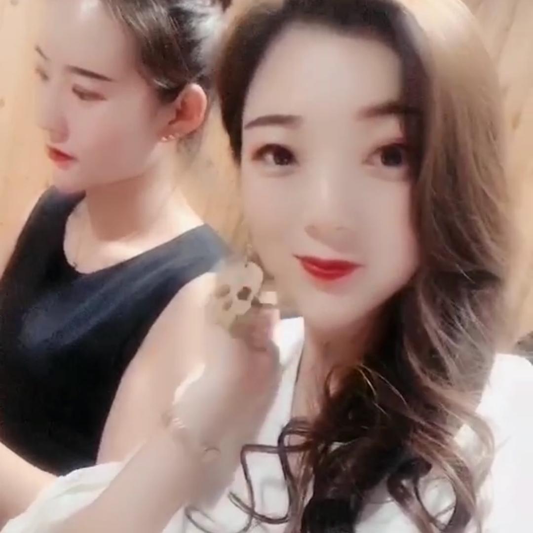 薇美女装梅