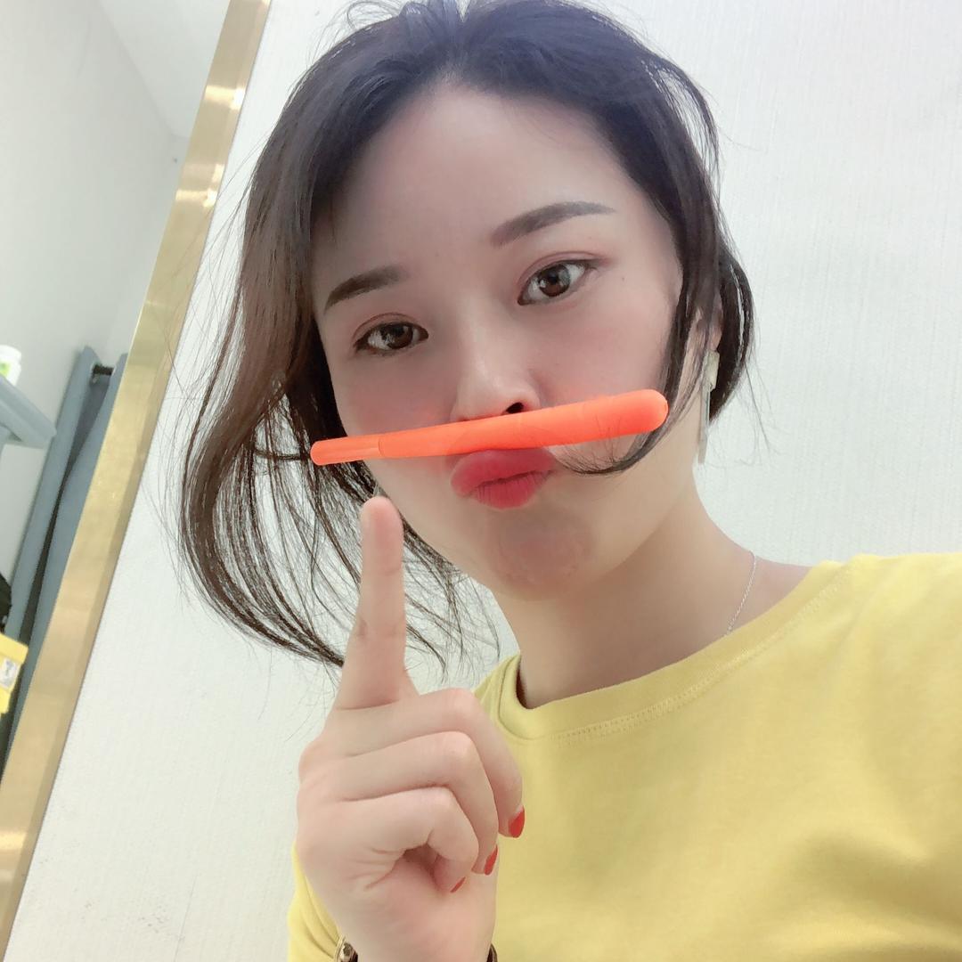 含尚瑾瑾