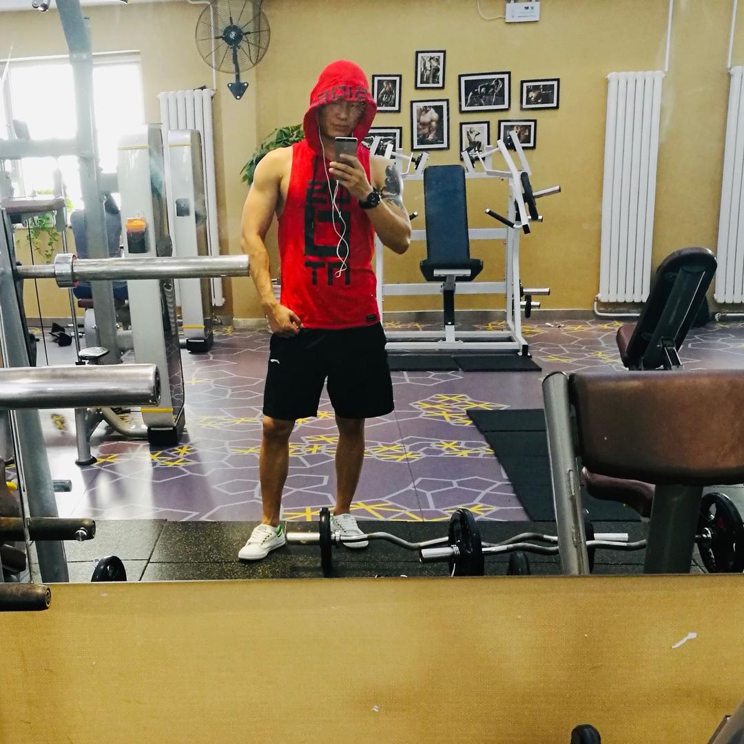 闫教练（引力国贸店）