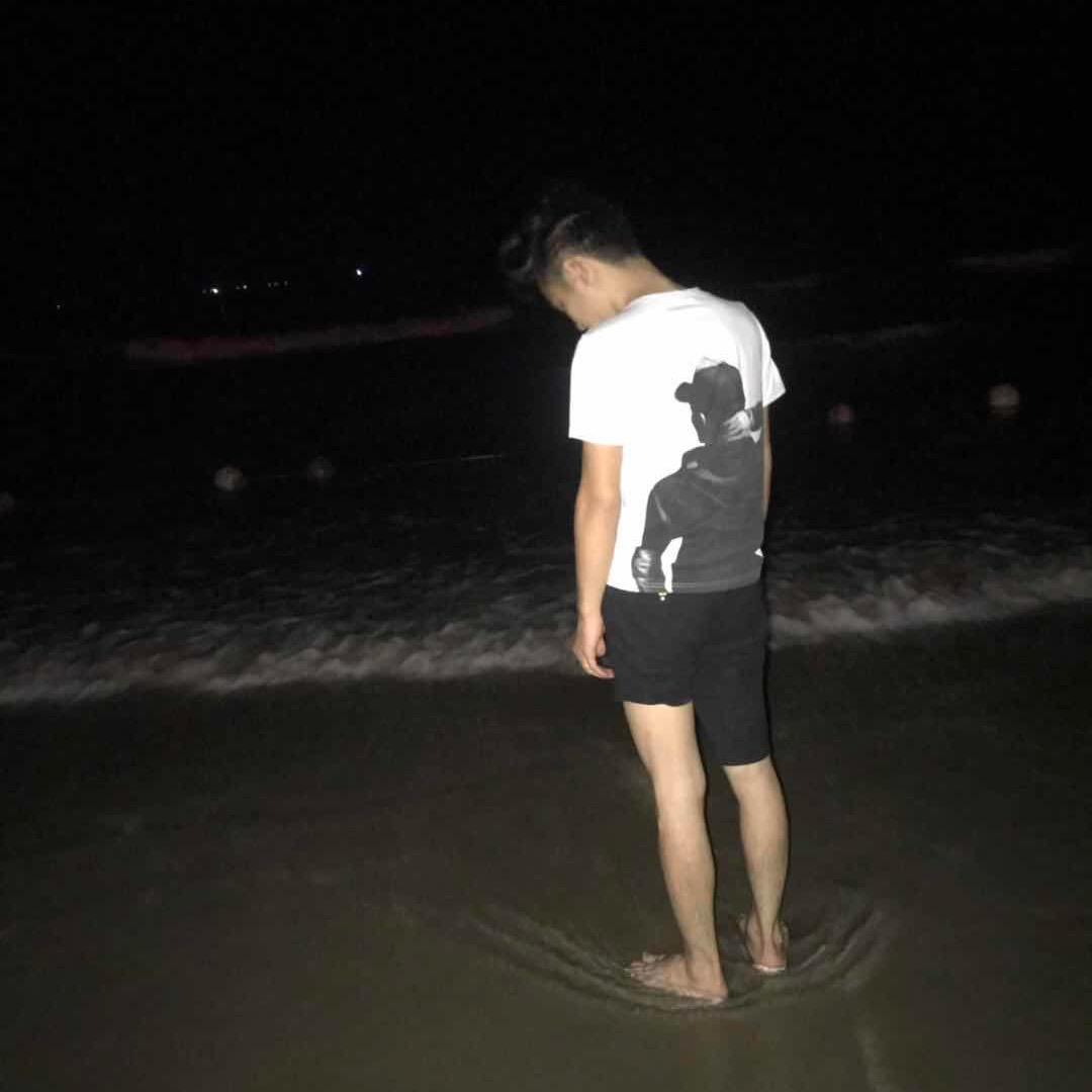 华～仔（荔枝菌）（乌灵参）