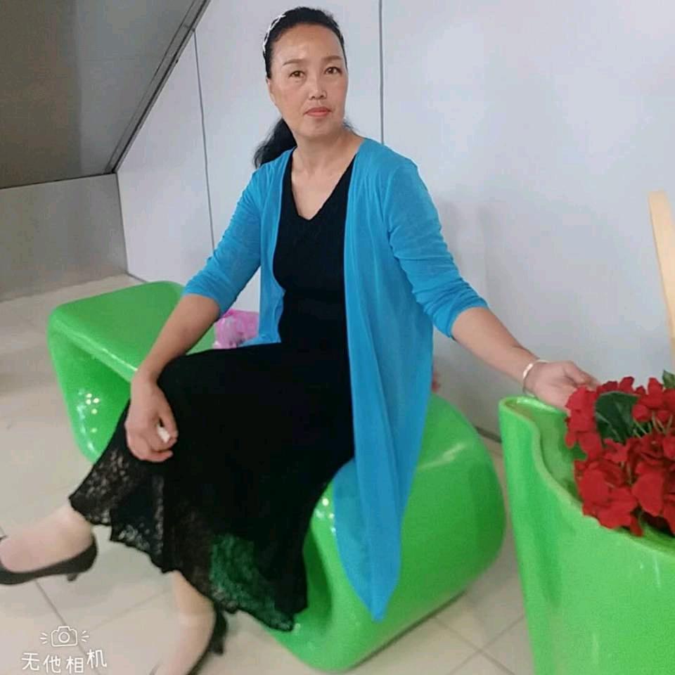 水果，兰杂，凉面，米豆腐罗阿姨