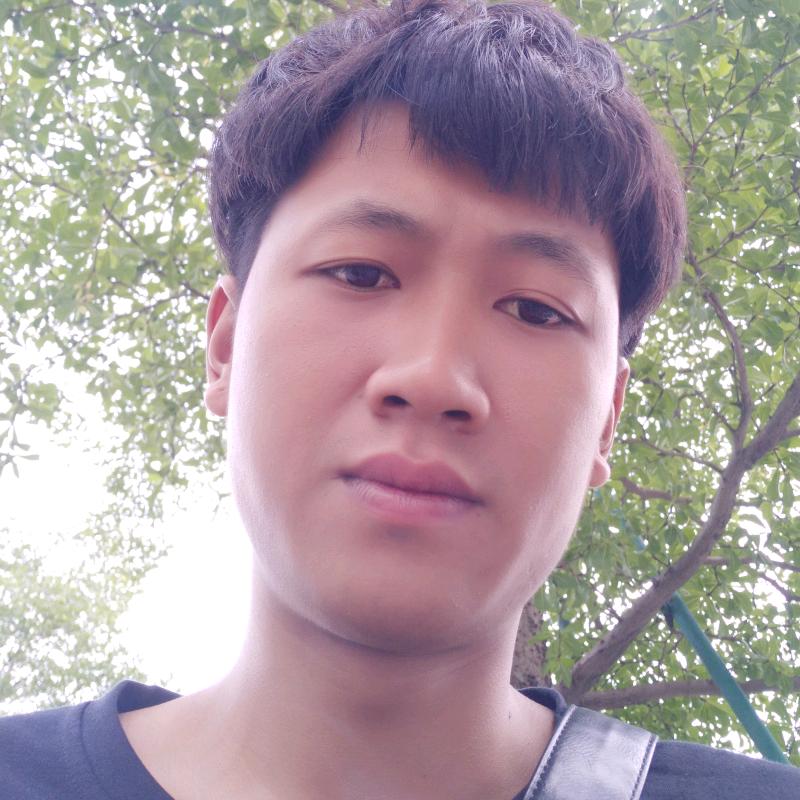 爱接吻的啤酒瓶