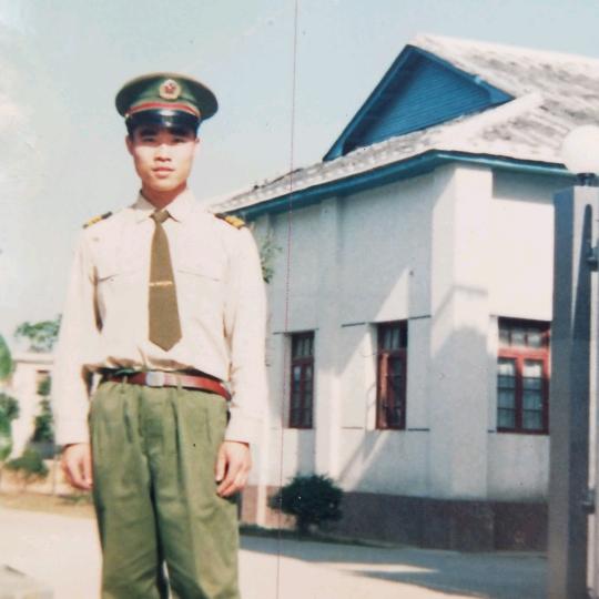 軍魂一听党指挥，能打胜仗，作风优良