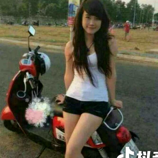 美美，专业贴大板岩板，电视背景墙，橱