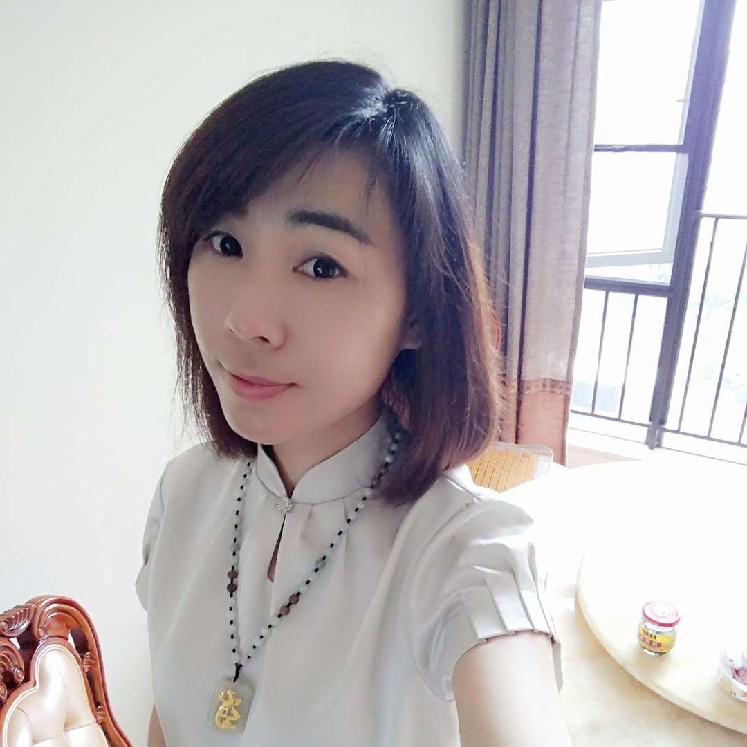 笔名诺凡