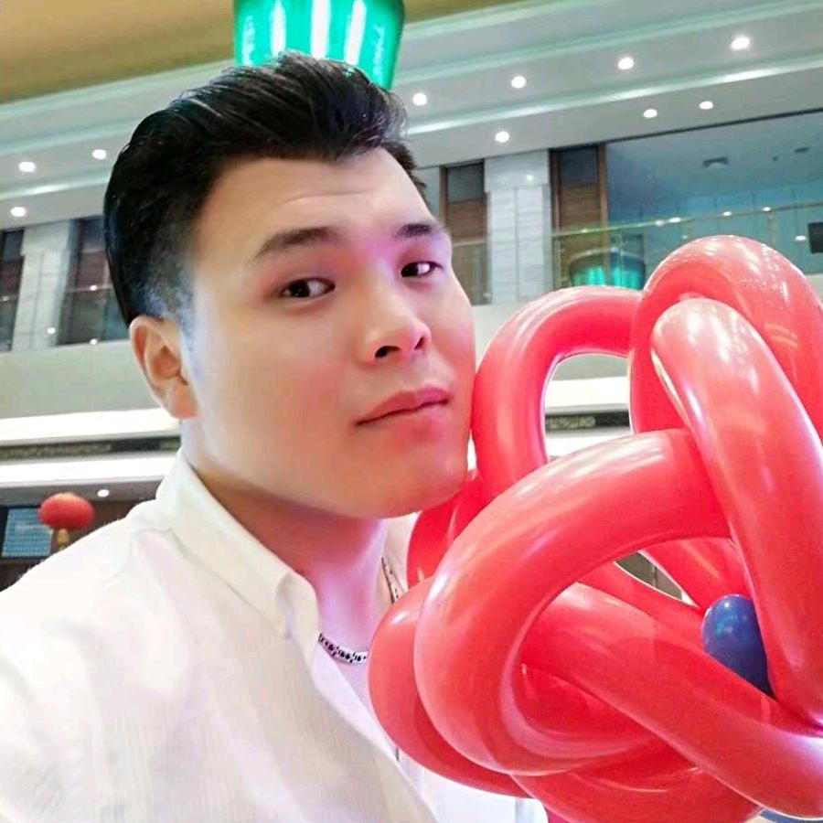 杂技小虎☆☆☆☆☆热爱舞台