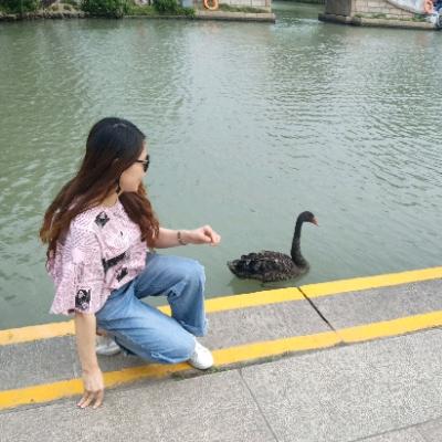 亿难忘