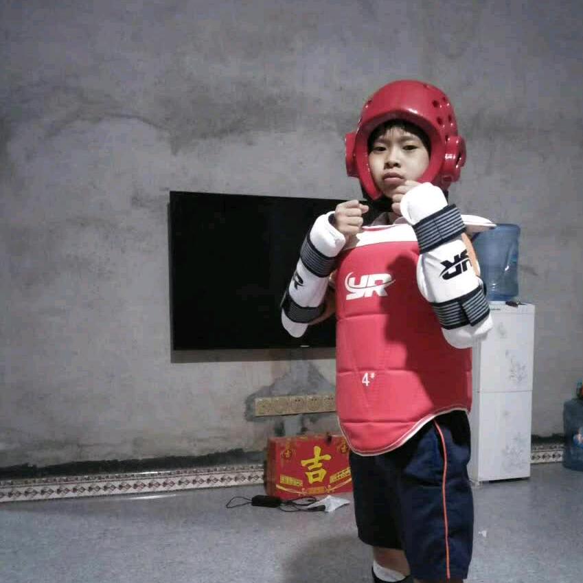 子航