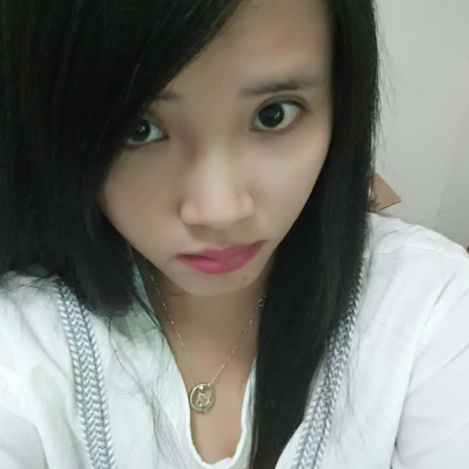 歡笑背後，獨自舔傷