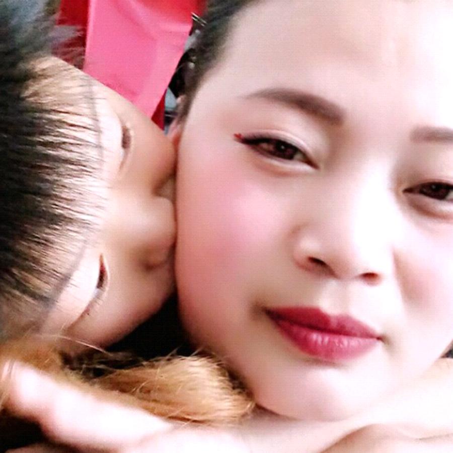 靓衣坊。张姐